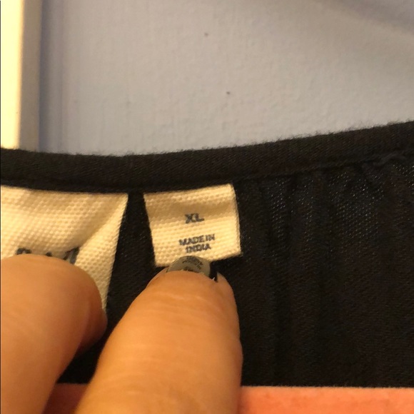 Gap Blouse - Picture 7 of 7